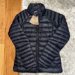 NWT XS Patagonia Women’s Packable Down Sweater Jacket - Puffer Zip Up - Black